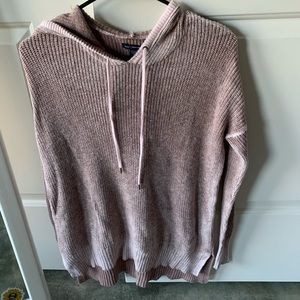 sweater with hood and drawstrings